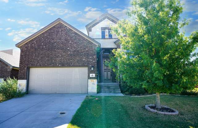 Elegant 5-Bedroom, 4-Bath Home in the Desirable Regent Park Community – Boerne, TX - Realtor Commission: $500 - 101 Alcantara Drive, Boerne, TX 78006