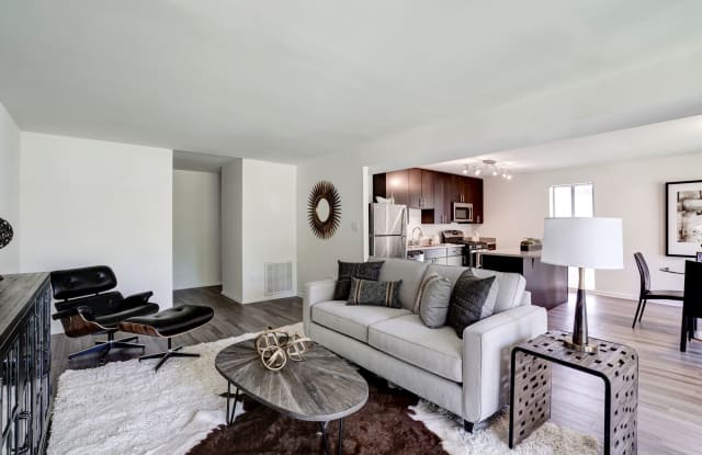 Charter Oak Apartments Gallery 2