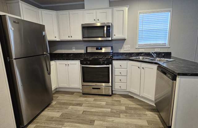 154 Birch Ct - 154 Birch Court, Wayne County, MI 48111 154 Birch Ct - 154 Birch Court, Wayne County, MI 48111
