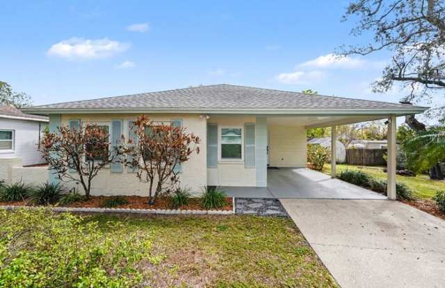 9605 North Edison Avenue photos photos