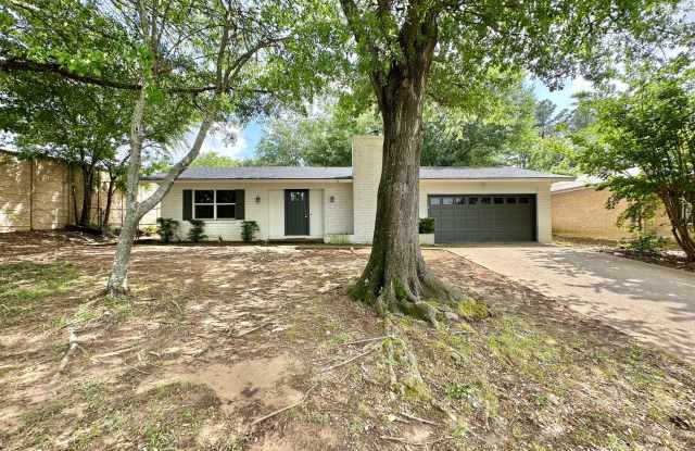 5 Bedroom 2 Bath in South East Tyler! photos photos