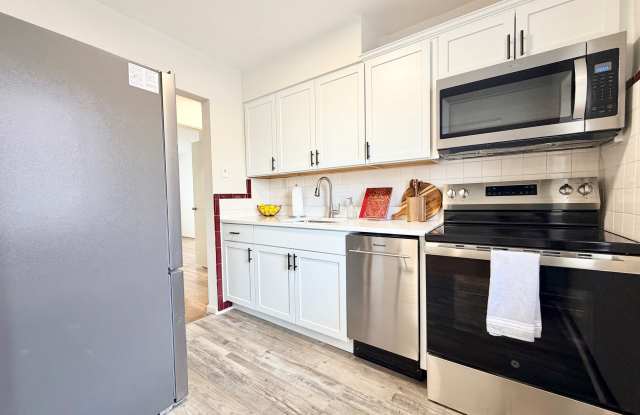 7219 Hampton Ave photos photos