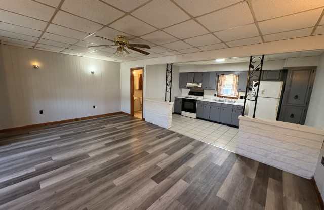 500 Van Buren Street photos photos