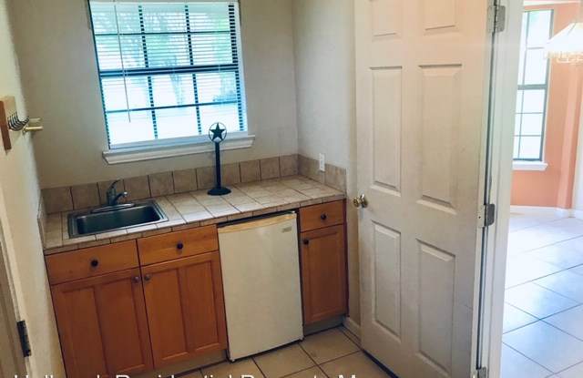 4610 Haeckerville Rd. Gallery 4