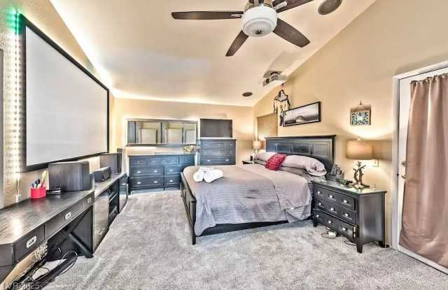 4823 Illustrious Street Gallery 2