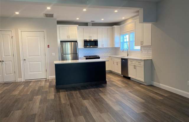 840 Montauk Highway Gallery 4