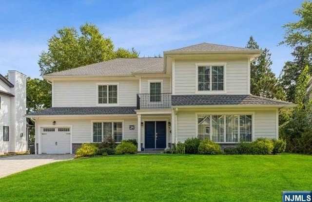 24 Jefferson Avenue photos photos