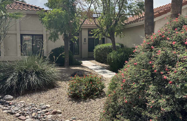 5631 East Hartford Avenue photos photos