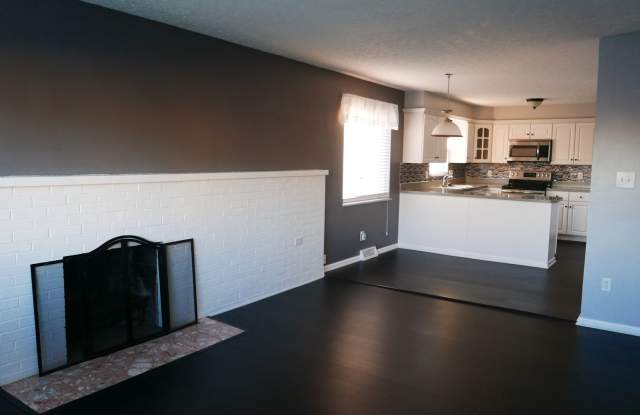 3 Bed / 1 Bath Single-Family Home in Grove City Gallery 4