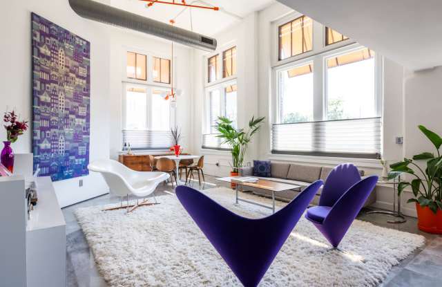 523 Grand Boulevard Gallery 4