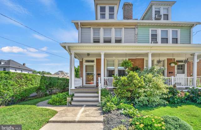 15 RODMAN AVENUE photos photos