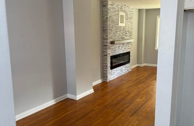 Charming 3BR Townhome in Middle River photos photos