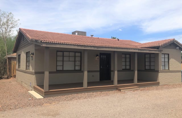 328 W Highland Ave - 328 West Highland Avenue, Phoenix, AZ 85013