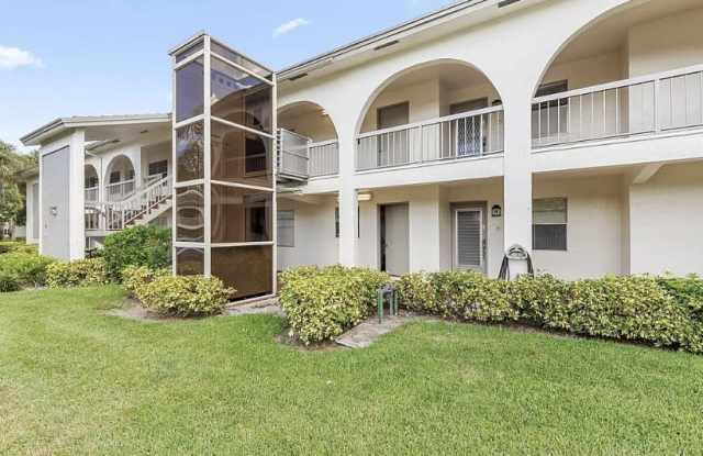 2701 Nassau Bnd Apt D2 Gallery 1