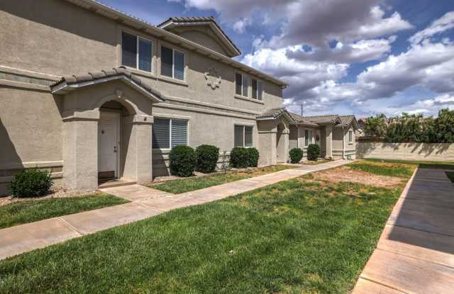 3 Bed, 2 Bath, Carport Parking photos photos