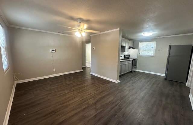 10418 Wooster Drive Gallery 2