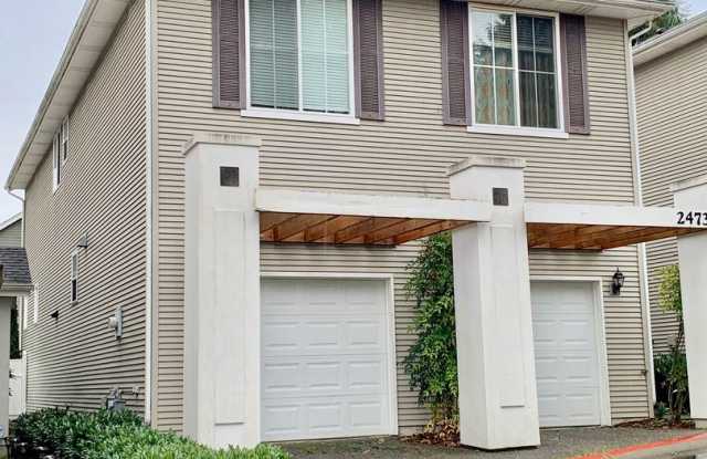 2473 132nd Ave SE - 2473 132nd Ave SE, Bellevue, WA 98005