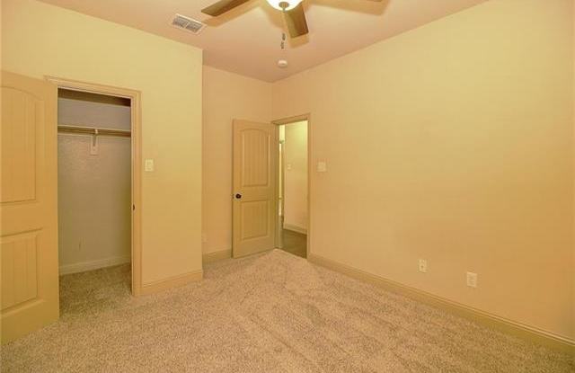 502 Elm Grove Trail Gallery 3