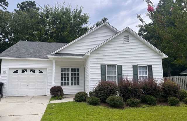 3 Bedroom 2 bath Single Family Home located in Leland photos photos