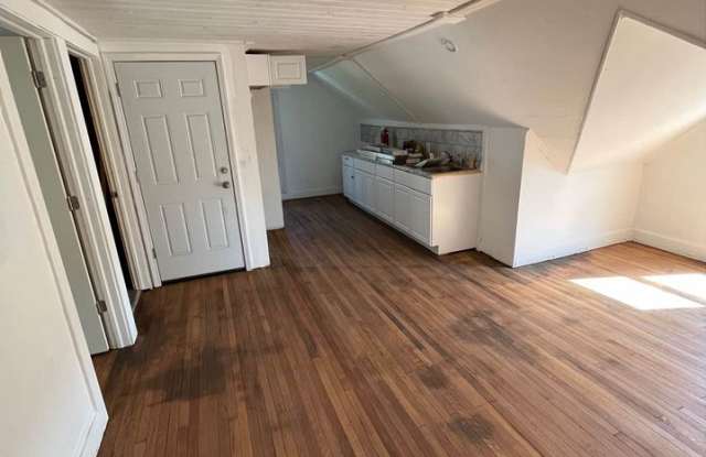 10 Jefferson Avenue - 3 Gallery 2