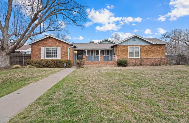 2202 30th Street photos photos