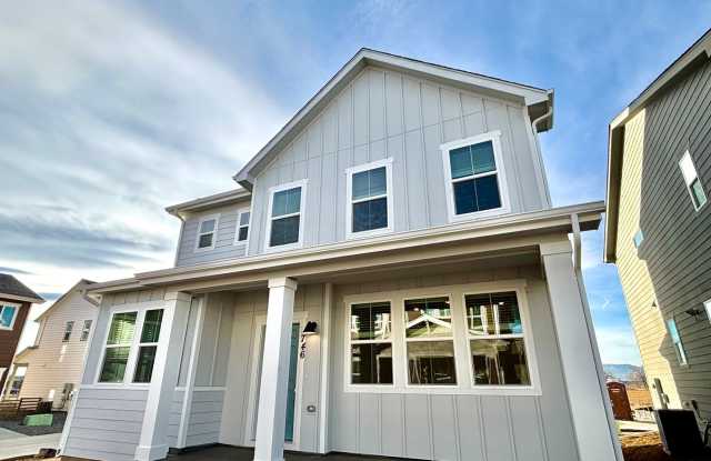 Spacious 4-Bed, 2.5-Bath New-Build in North Fort Collins photos photos