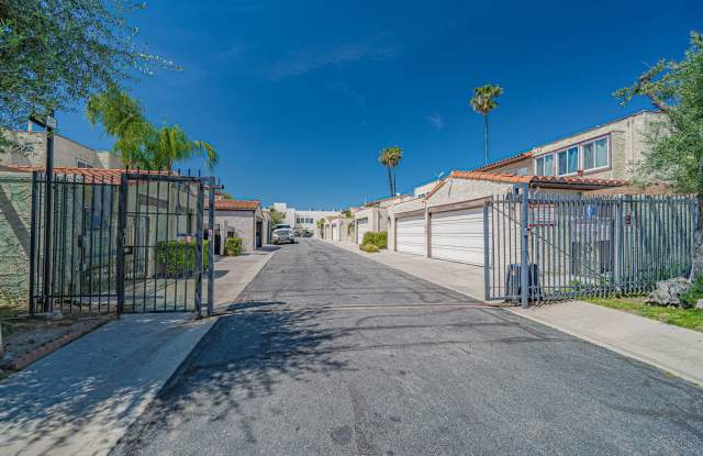 4 Bedroom Condo for Rent in Panorama City! Gallery 4