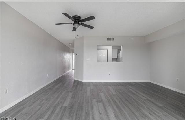 7410 Lake Breeze Drive Gallery 4