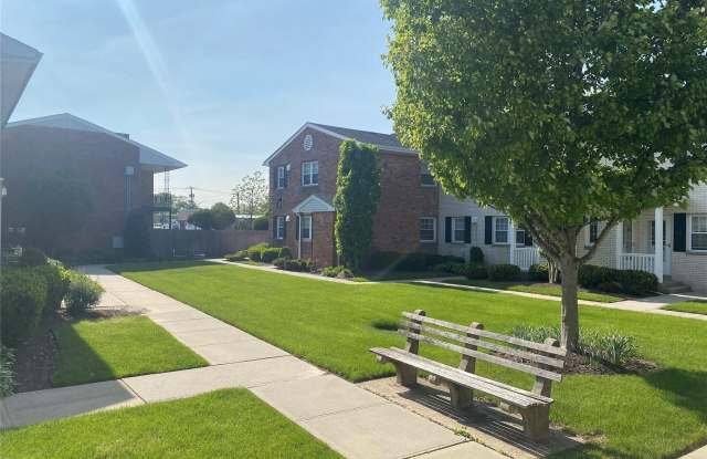 520 Kensington Lane photos photos