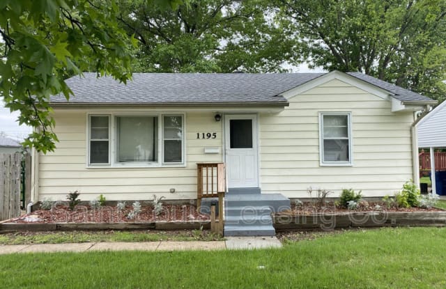 1195 St Patrice Ln - 1195 Saint Patrice Lane, Florissant, MO 63031