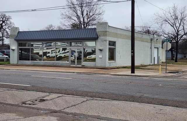 607 S Main Street photos photos