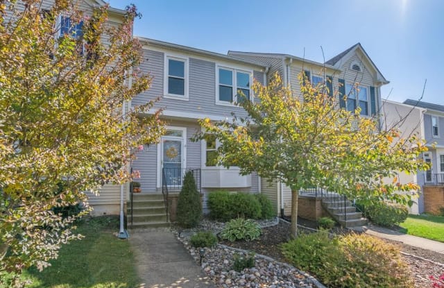 5854 WATERMARK CIRCLE - 5854 Watermark Circle, Centreville, VA 20120