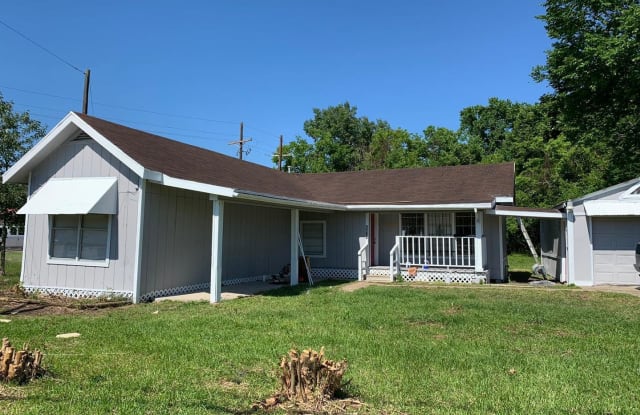 3190 Concord Rd - 3190 Concord Road, Beaumont, TX 77703