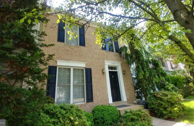 44075 TIPPECANOE TER - 44075 Tippecanoe Terrace, Ashburn, VA 20147