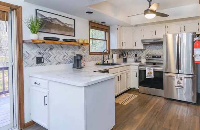 1188 Alpine Drive Gallery 1