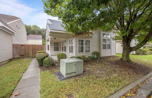 Spacious 3BR Home with Solar Panels & Smart Home Features! Gallery 3