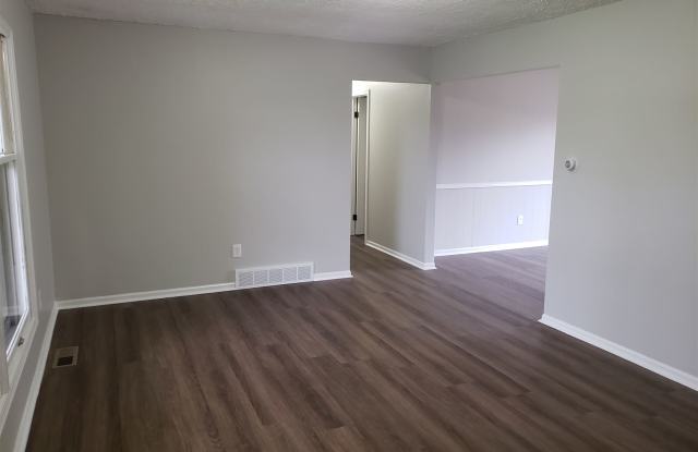 5885 Valley Lane Dr SE Gallery 3