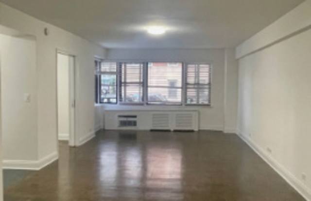 30 Beekman Place Gallery 2