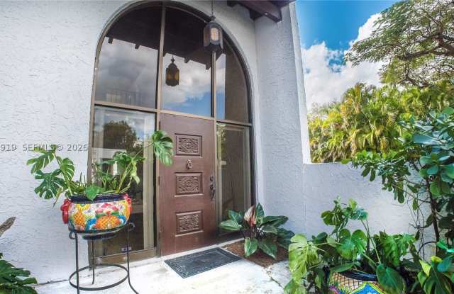 9280 Biscayne Blvd photos photos
