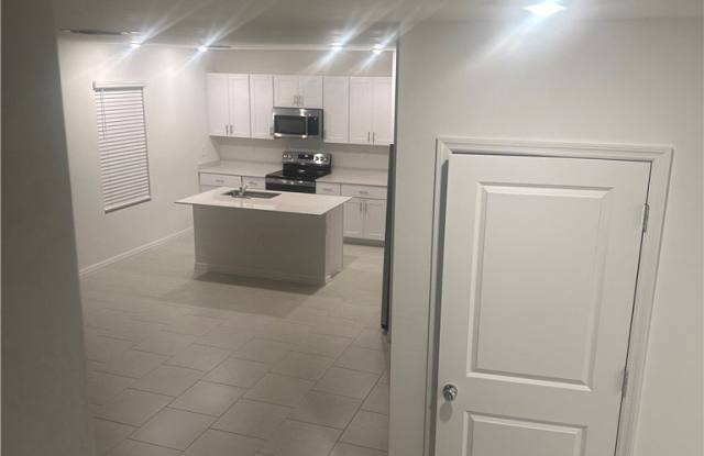 11610 Savanna Lakes Boulevard Gallery 4