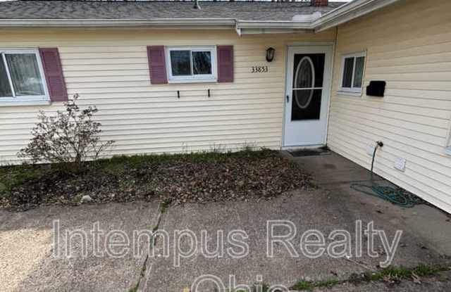 33853 Patton Dr Gallery 1