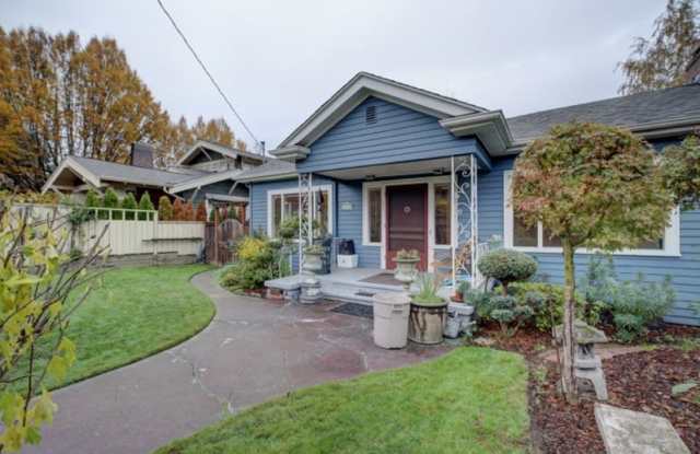 6322 20th Ave NE - 6322 20th Avenue Northeast, Seattle, WA 98115