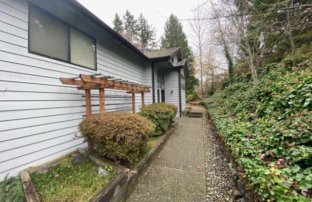 Spacious Mukilteo Home with Stunning Outdoor Living and Lush Landscaping Gallery 3