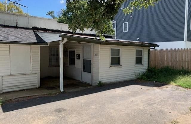 332 Port Monmouth Road - 332 Port Monmouth Road, North Middletown, NJ 07748