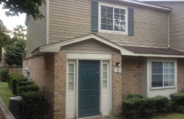 2/2.5 Two-story Stonegate Townhome photos photos