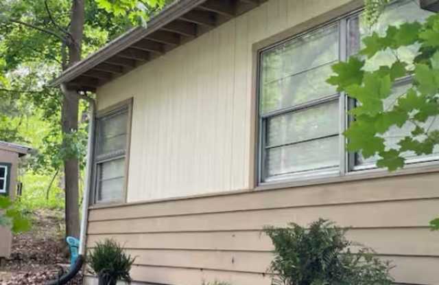 930 North Warrick Street - 930 North Warrick Street, Gary, IN 46403 930 North Warrick Street - 930 North Warrick Street, Gary, IN 46403