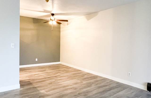 2800 Hillsboro Ave. N. #313, New Hope MN 55427 photos photos