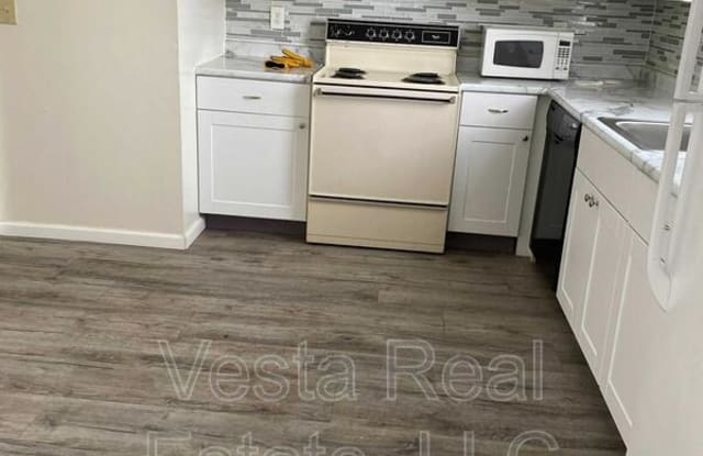 1703 Rockingham - 1703 Rockingham Drive, Normal, IL 61761