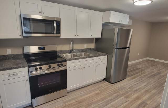 248 West 17th Street - 2 photos photos