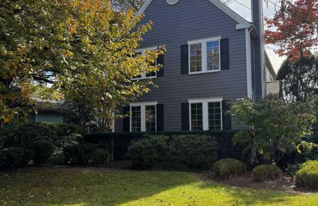 4920 BUTTERWORTH Place NW photos photos